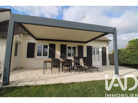 vente maison 6 pièces 96 m² à soignolles-en-brie (77111)  299 000 €