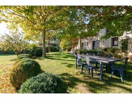 vaugines propriété de charme au cœur du luberon