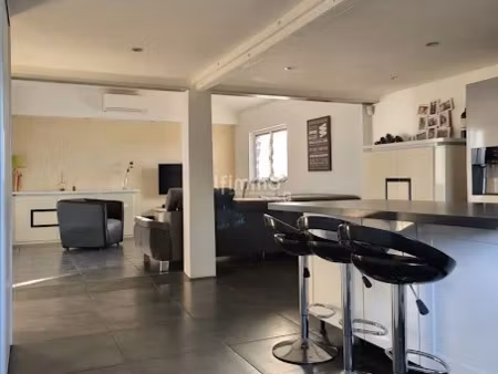 vente maison 4 pièces 107 m² à carbon-blanc (33560)  285 000 €