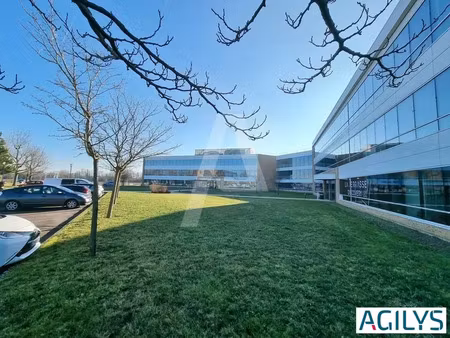 a louer : bureaux au coeur du plateau de saclay - quartier du moulon