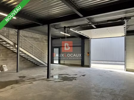 local d'activite avec bureaux a vendre