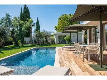 maison de 4 chambres de luxe en vente à aix-en-provence  france