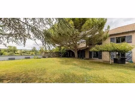 maison contemporaine avec jardin et terrasse goin (57)