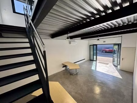 location bureau 100m2 toulouges 66350 - 950 € - surface privée