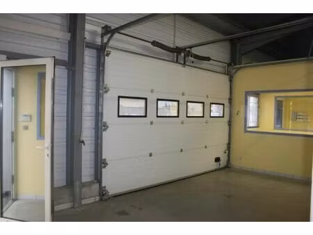 location local commercial 150m2 perpignan 66000 - 1000 € - surface privée