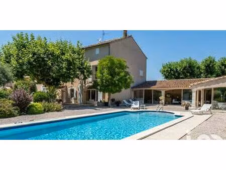 mas saint-saturnin-lès-avignon (84)