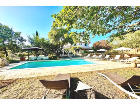 vente villa 7 pièces 150 m² à gassin (83580)  1 100 000 €