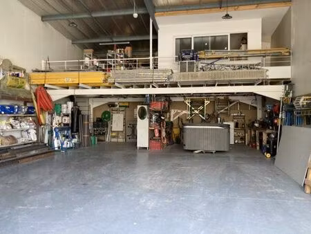 location commerce 175 m² à elne (66200)