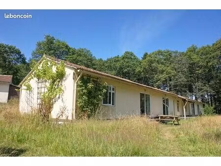 maison mitoyenne en pleine nature