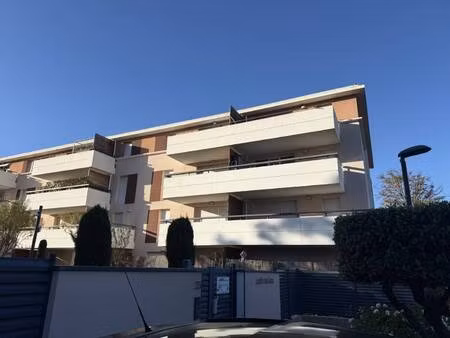 studio à vendre