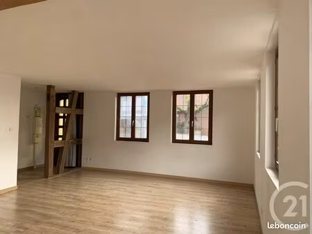 appartement 3 pièces 75 m²