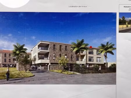 vente bureau 105 m² sanary-sur-mer (83110)