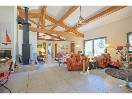 vente maison 6 pièces 212 m² pignans (83790)