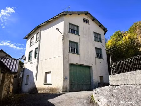 maison 8 pièces 200m²