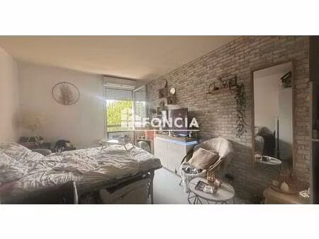 studio proche écoles et commodités