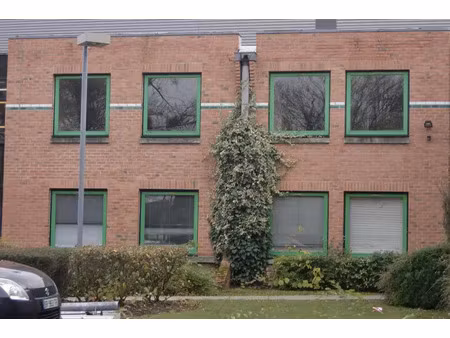 a louer bureaux 243 m² a lognes