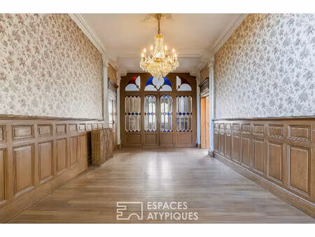 immeuble art déco à rénover avec jardin et garage