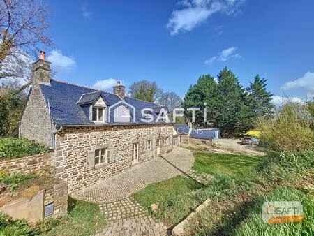 superbe longère rénovée à brécé