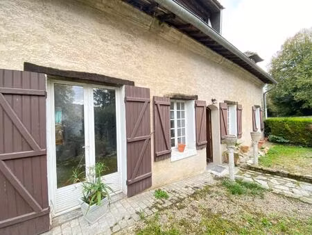 belle maison ancienne  spacieuse et atypique