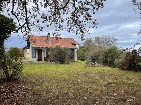 ensemble immobilier (habitation et dépendances) sur terrain