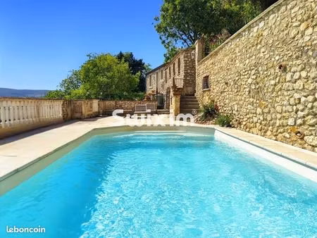 propriété 10 pièces 235 m²
