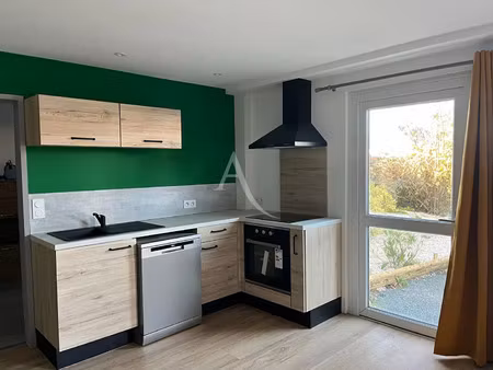 location appartement 3 pièces meublé à beauvoir-sur-mer (85230) : à louer 3 pièces meublé 