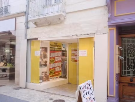 location locaux professionnels 40 m² à chatellerault (86100)  500 €