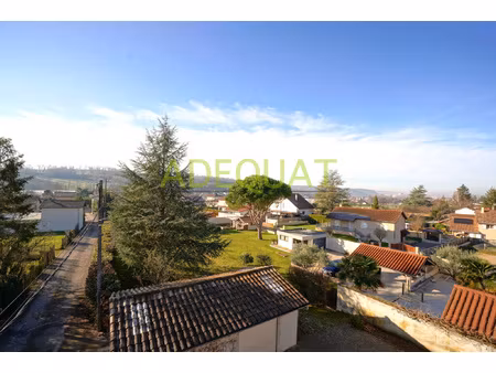 ruy centre village - maison t4 à rénover avec toit terrasse