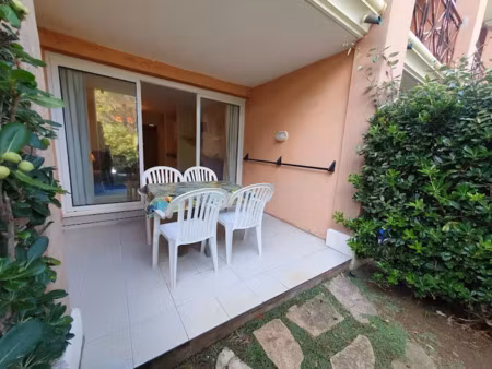 vente appartement 2 pièces 29 m² à hyeres plage (83400)  254 400 €