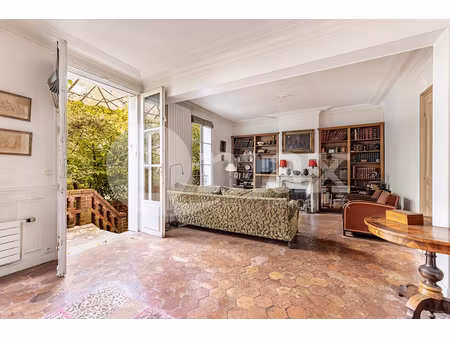 pt de levallois charcot - maison 6/7 pieces 150 m² - 1.195.000 € fai