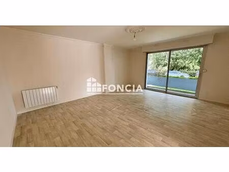 en plein secteur des facultes gibauderie  ideal pour colocation ou residence principale