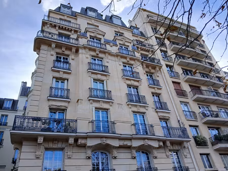 nation: 3pieces 55 55 m2 + cave