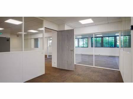 271 m² de bureaux à saint-remy-lès-chevreuse