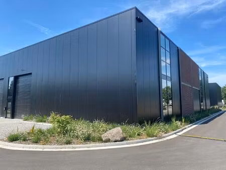 magazijn unit 18 te huur