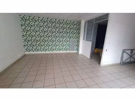 location bureaux et commerces à courseulles-sur-mer (14470) : à louer / 50m² courseulles-s