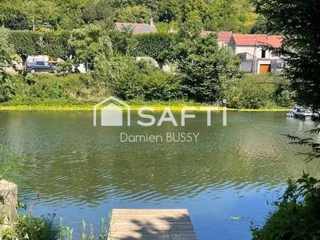 deux maisons d’habitation indépendante en bord de seine