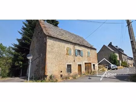 maison ancienne à rénover à la chomeilles