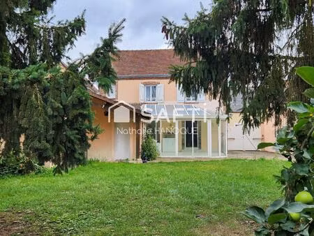 maison familliale en centre village