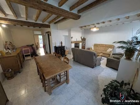 vente maison à sainte-suzanne-et-chammes (53270) : à vendre / 195m² sainte-suzanne-et-cham