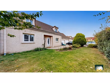 charmante maison familiale sans vis-a-vis 4 chambres - leves !