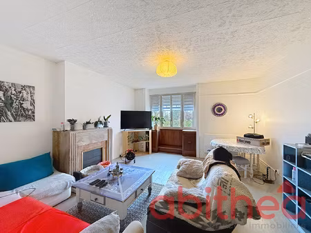 appartement t4 à la location