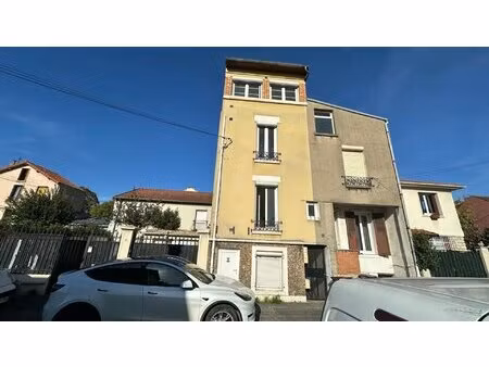 pavillon avec 3 logements