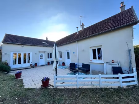 vente maison 5 pièces 92 m² à méasnes (23360)  68 695 €