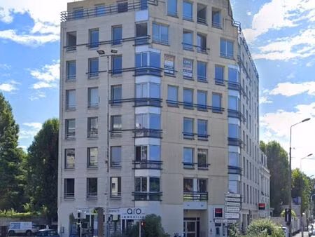 location bureau la madeleine 276 m²