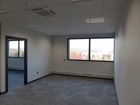 location bureau mulhouse 365 m²