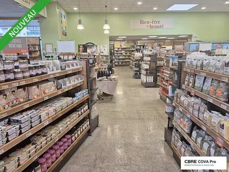 location commerce chalezeule 410 m²