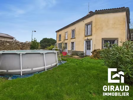 vente maison 5 pièces 177 m² à saint-hilaire-de-voust (85120)  124 900 €