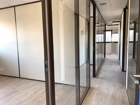 location local professionnel 109m² perpignan 66100