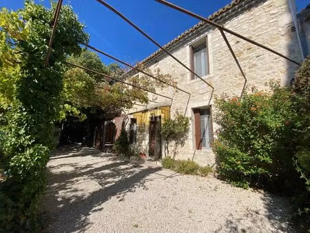 vente maison 6 pièces 122 m² maussane-les-alpilles (13520)