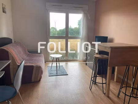 a louer -vire normandie - dans résidence avec ascenseur - studio meublé